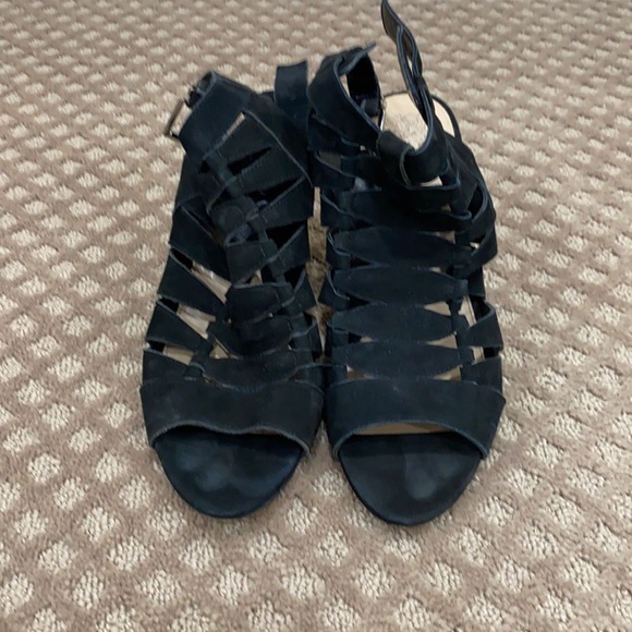 Vince Camuto Shoes - Picture 1 of 6
